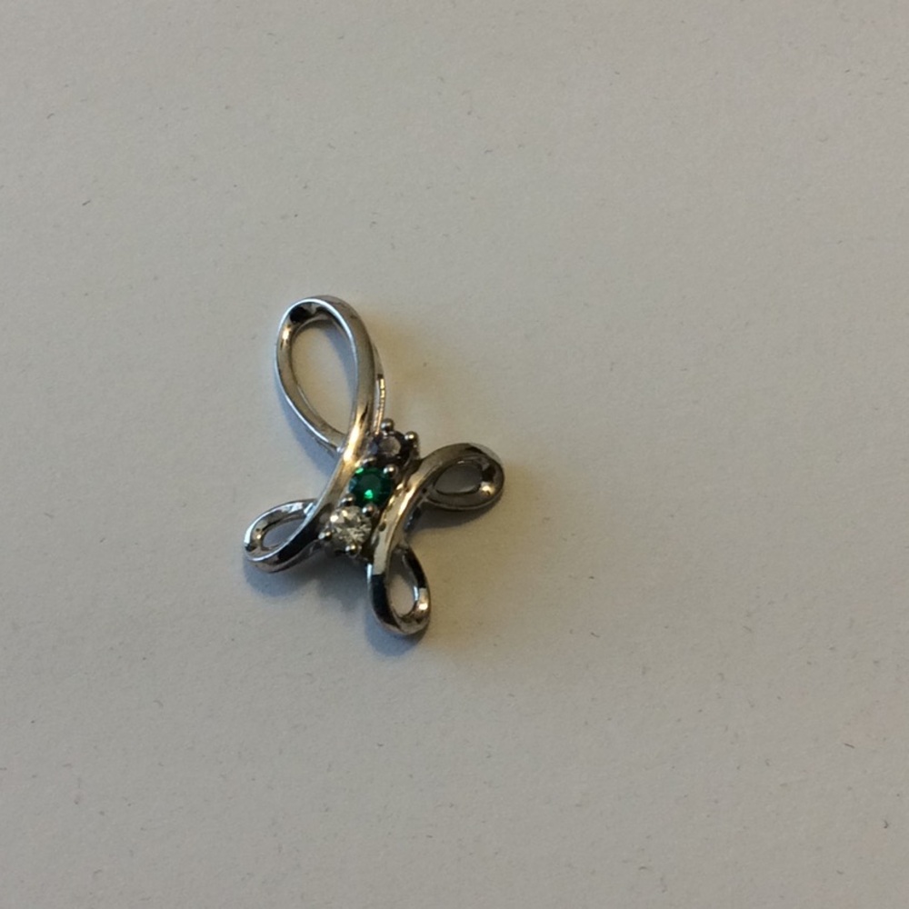Silver Cross Pendant - Picture 2 of 7